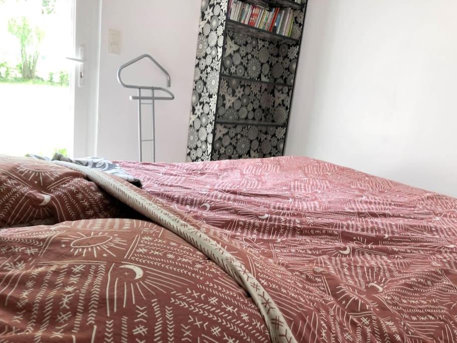 Gite Au Coeur D'Une Residence D'Artiste Saint-Aubin-de-Bonneval 外观 照片